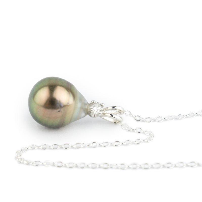 Tahitian Pearl & Diamond Coppery Green Étoile Necklace on Sterling Silver