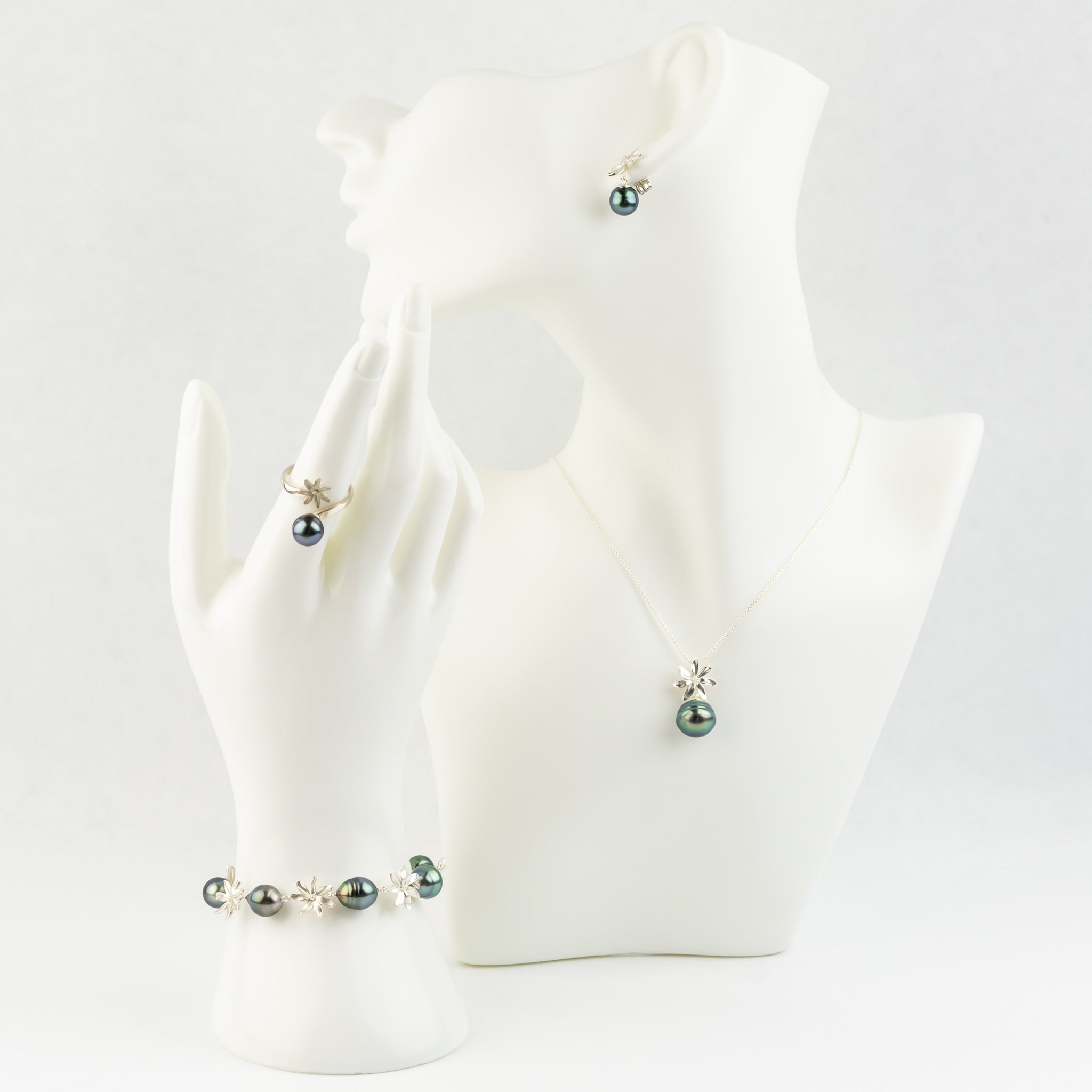 Tiaré Blue Dream Circled Matched Set on Sterling Silver