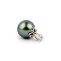 Shimmery Blue 9.2mm Tahitian Pearl Marguerite Pendant on 14K White Gold