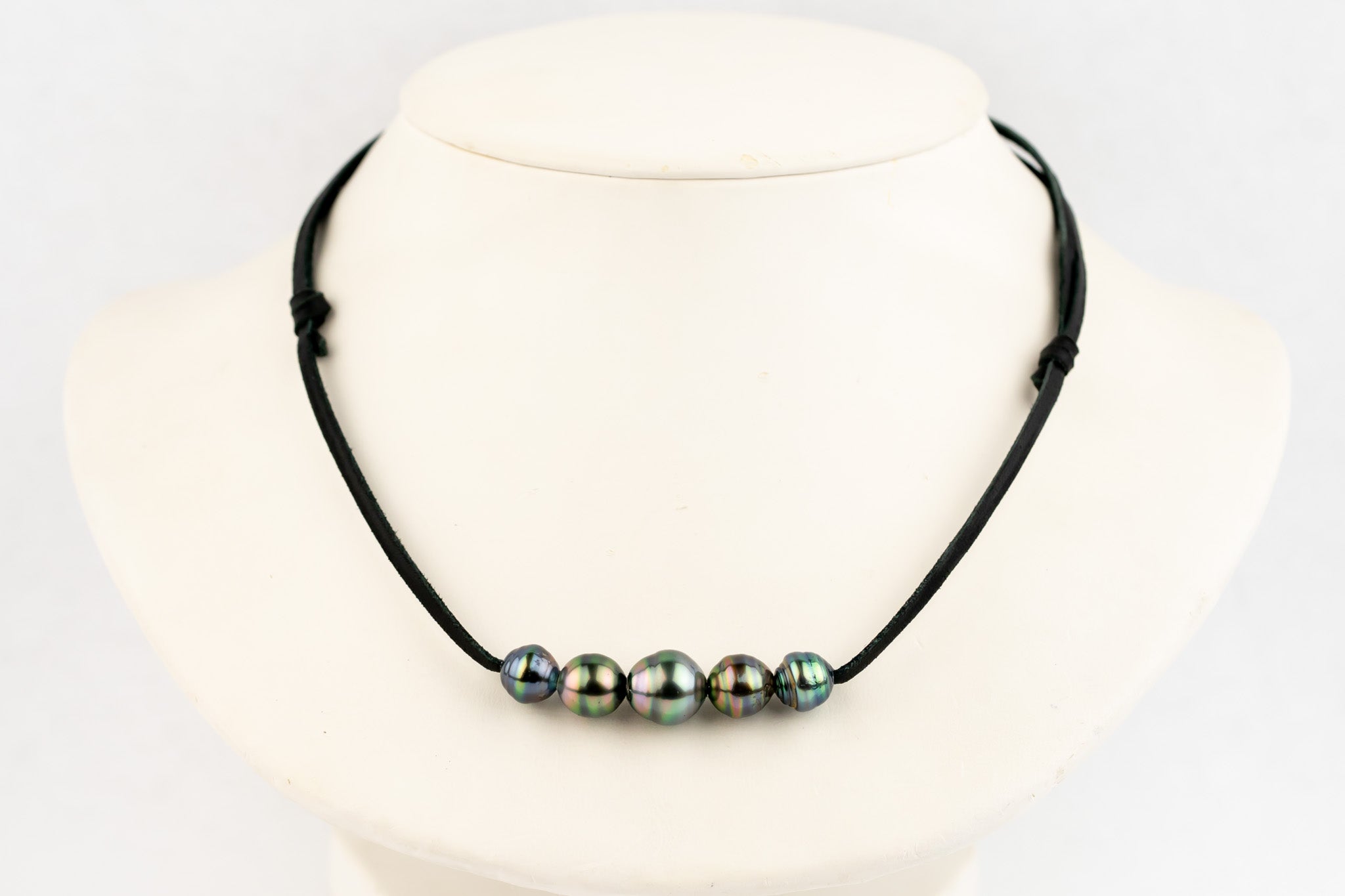 Technicolor Quintuple 9-11.2mm Mana Pearl Necklace