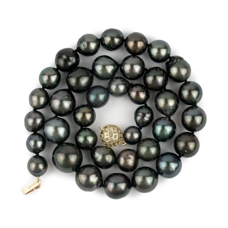 Black Sand Beach 8.2-12.8mm Tahitian Pearl Strand