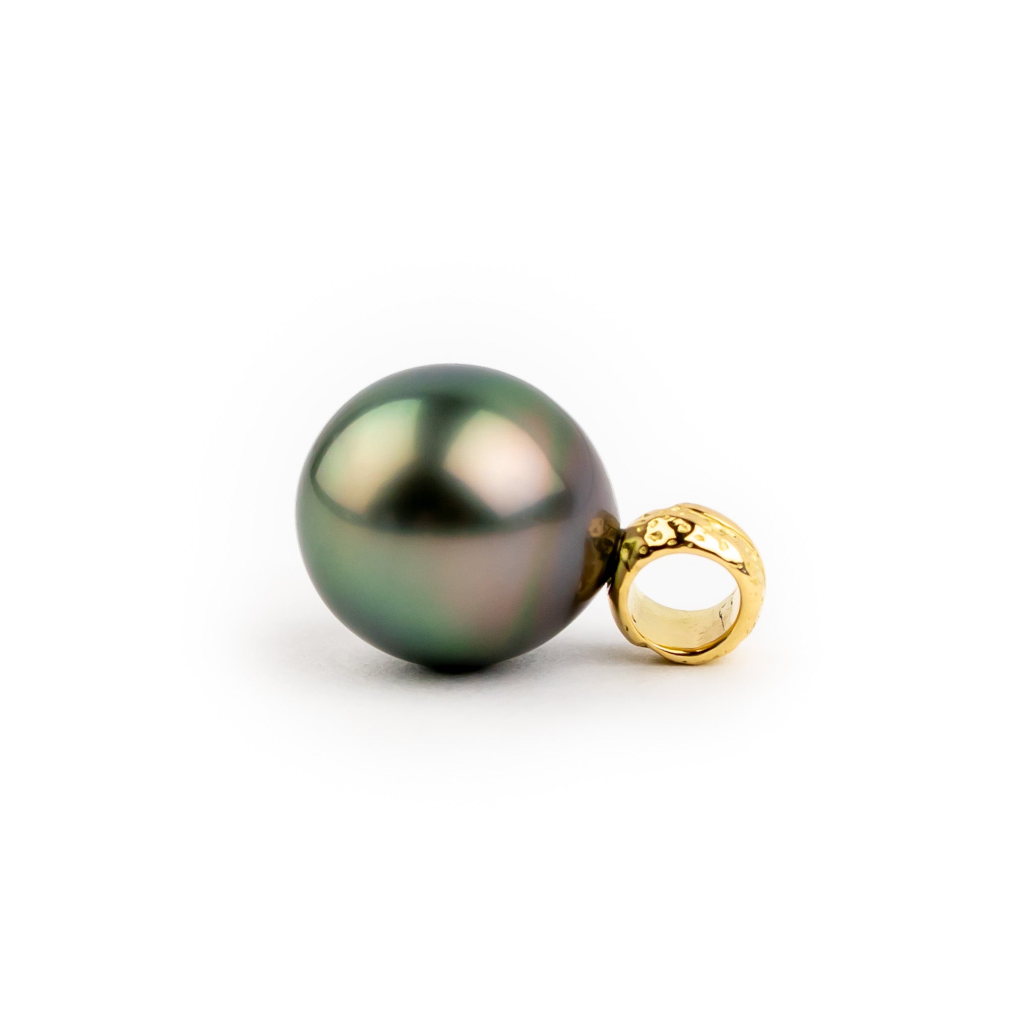 Soft Plum Green 11.5mm Tahitian Pearl Pendant on 18K Yellow Gold