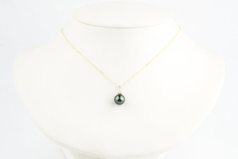 Lavender Green Tahitian Pearl & Diamond Toru Necklace on 14K Yellow Gold