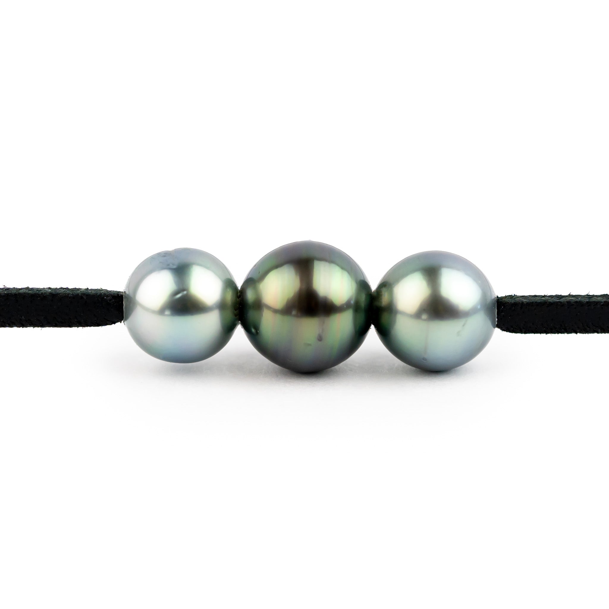 Raindrop 9-10.2mm Triple Eimeo Mana Necklace