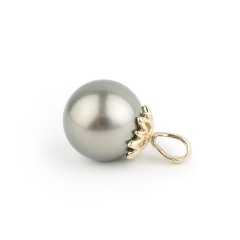 Light Green 10.1mm Tahitian Pearl Marguerite Pendant on 14K Yellow Gold