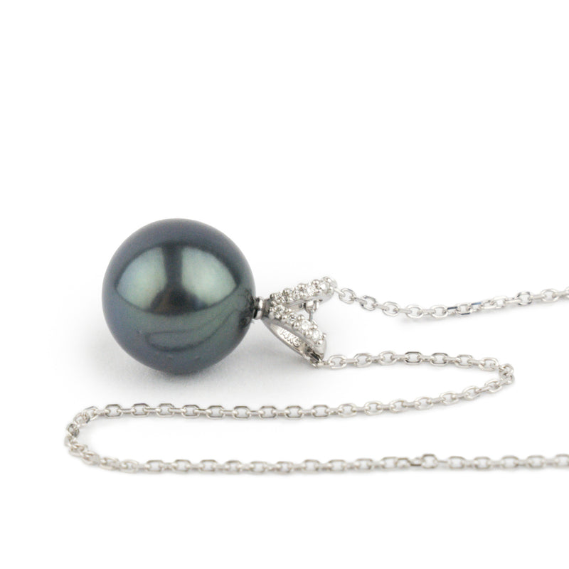 Deep Indigo Green Tahitian Pearl & Diamond Hoa Necklace on 14K White Gold