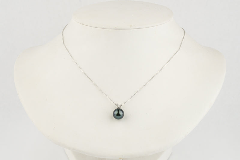 Deep Indigo Green Tahitian Pearl & Diamond Hoa Necklace on 14K White Gold