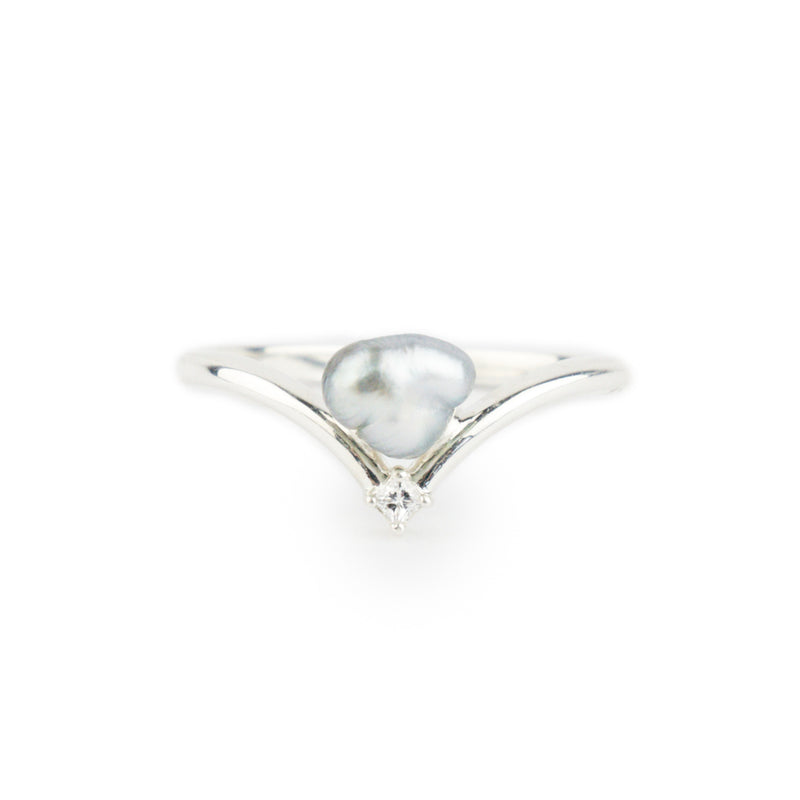 Tahitian Keshi Pearl & Diamond Sunrise Ring on Sterling Silver