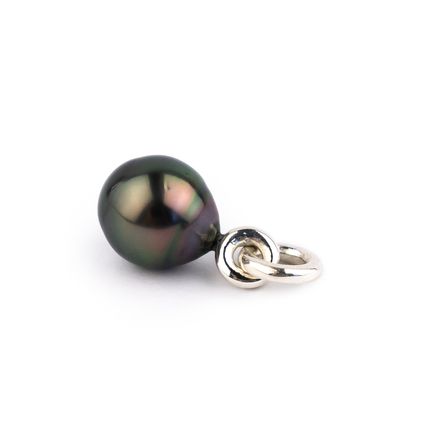 Aubergine Green Circled 10mm Tahitian Pearl Rava Pendant on Sterling Silver