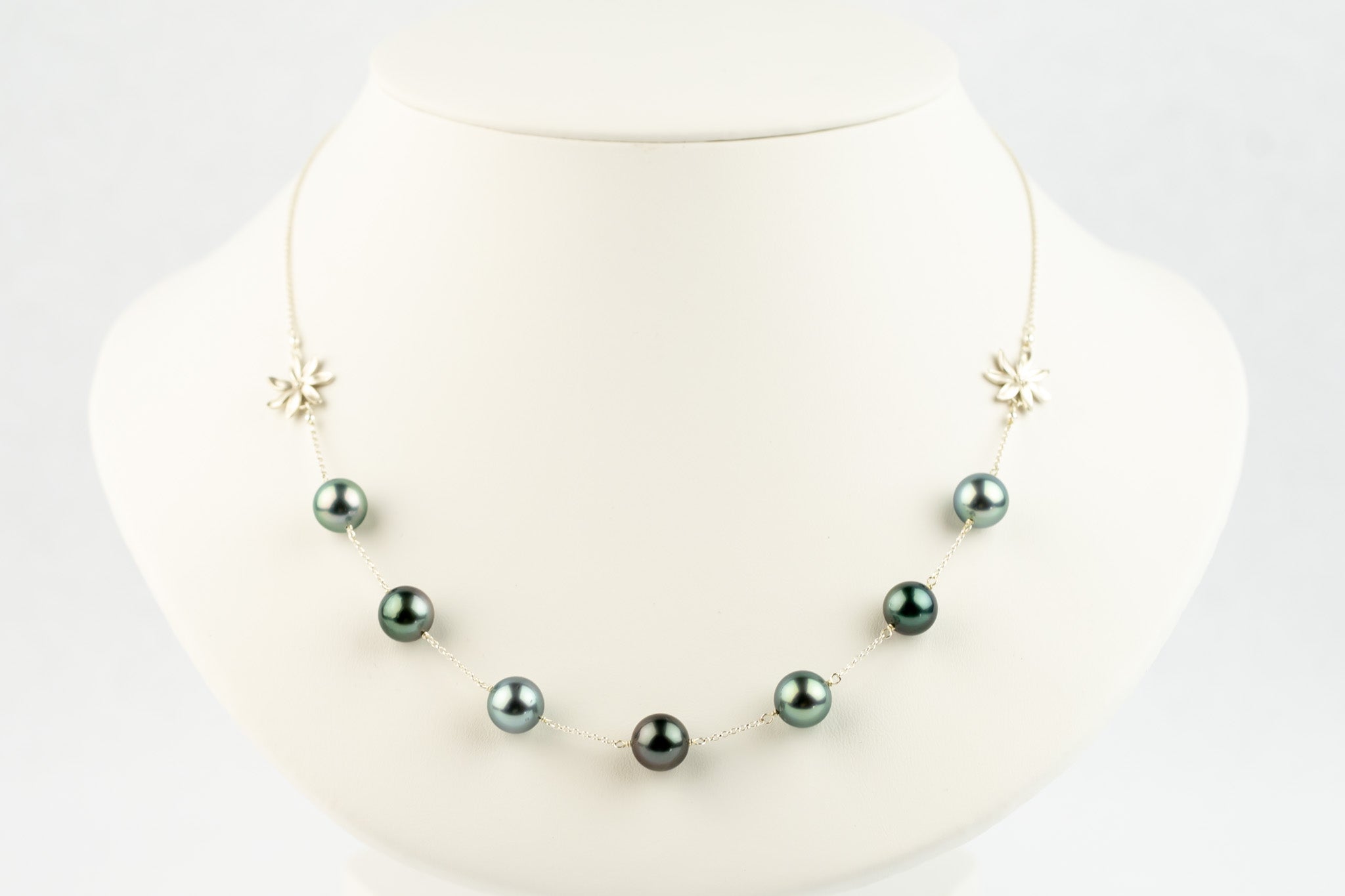 Moody Blues Septima Tiaré Tin-Cup Tahitian Pearl Necklace on Sterling Silver