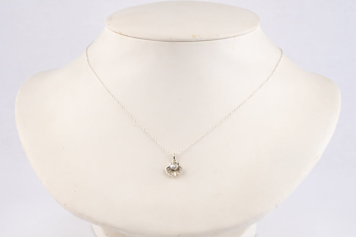 Tahitian Keshi Pearl Sterling Silver Seashell Necklace