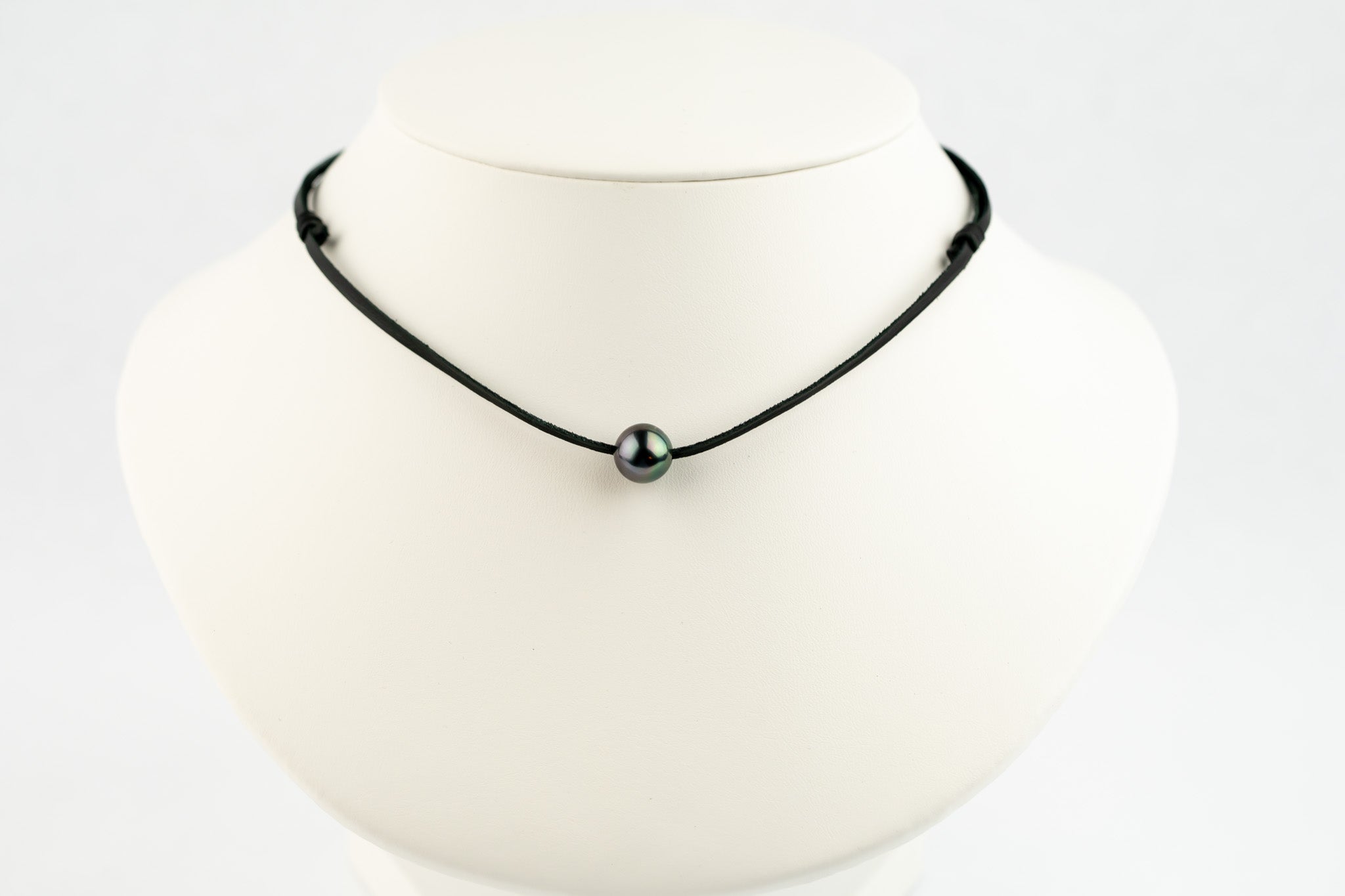 Color Shifting Plum Green 11.2mm Super Mana Necklace