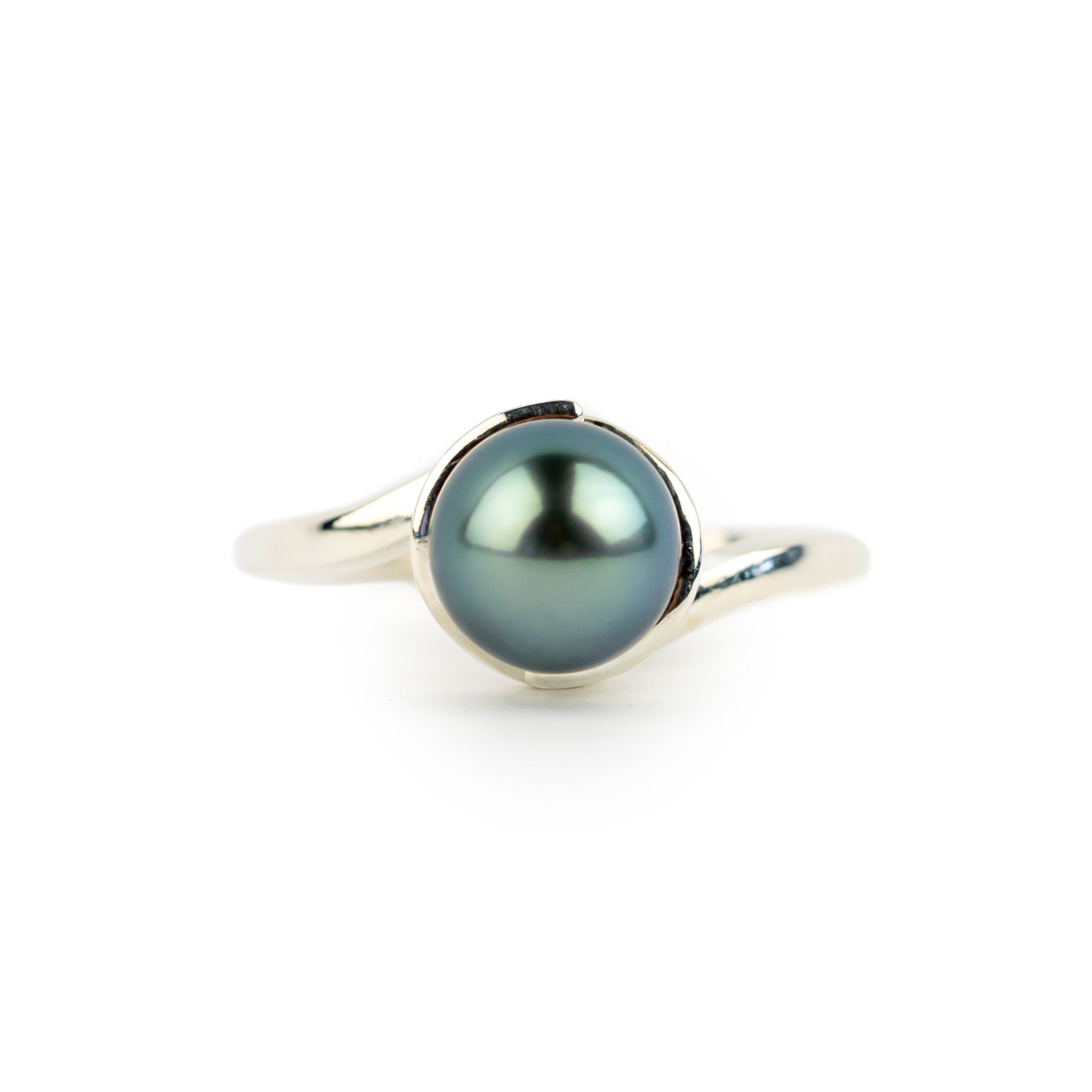 Lake Blue 8.4mm Tahitian Pearl Spiral Ring on Sterling Silver