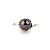 Plum Green 8.3mm Tahitian Pearl Spiral Ring on Sterling Silver