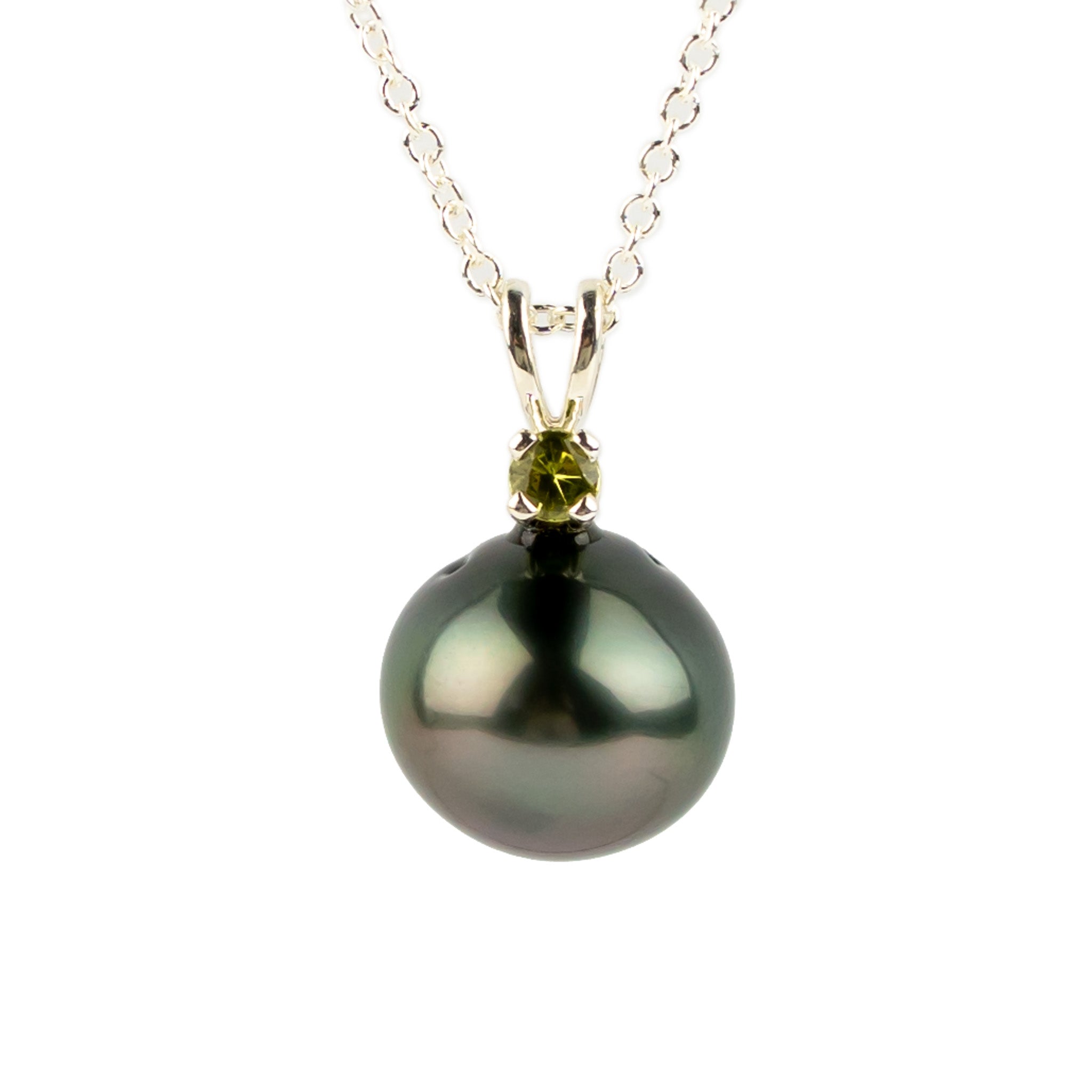 Pearl & Peridot Dusky Purple Green Étoile Necklace on Sterling Silver