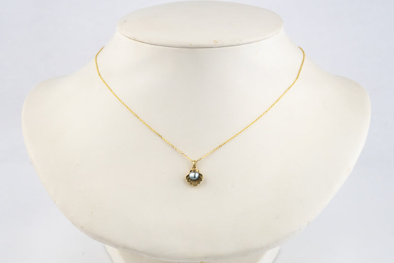 Tahitian Keshi Pearl 14K Yellow Gold Seashell Necklace
