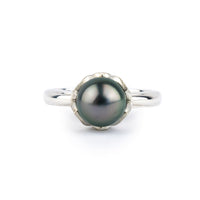 Aubergine Green Rosebud Tahitian Pearl Ring