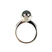 Aubergine Green Rosebud Tahitian Pearl Ring