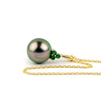 Radiant Pink Green Tahitian Pearl & Emerald Toru Necklace on 14K Yellow Gold