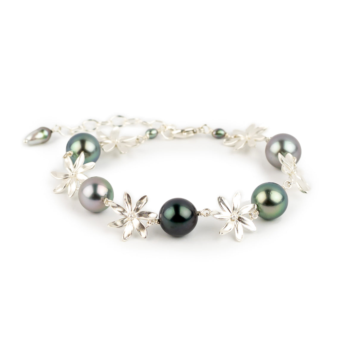 Lavender Blue Tiaré Sterling Silver Tahitian Pearl Bracelet