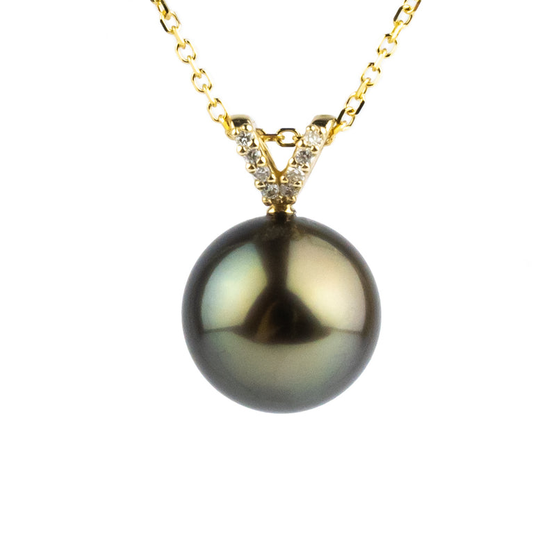 Iridescent Green Tahitian Pearl & Diamond Hoa Necklace on 14K Yellow Gold