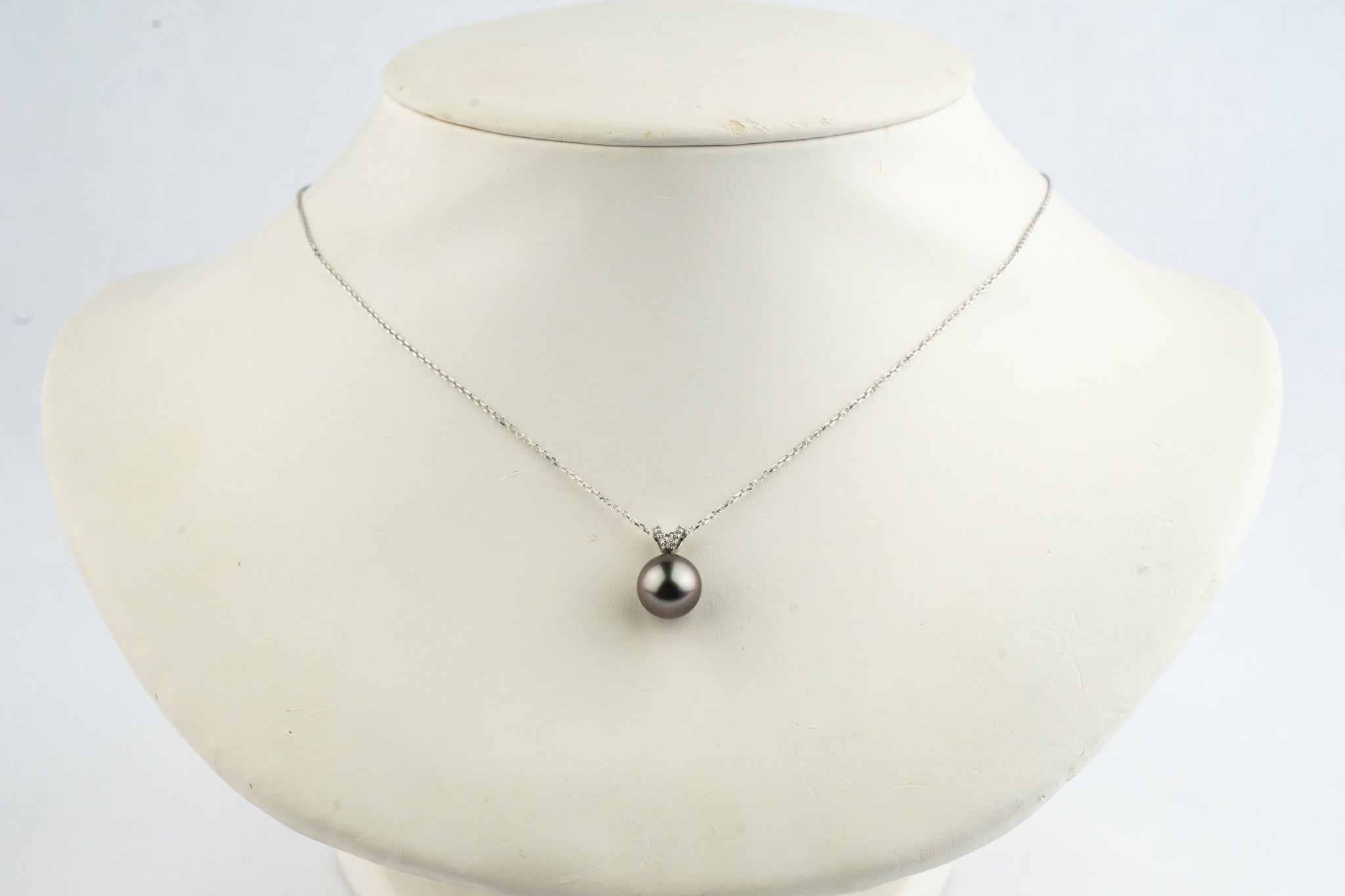 Silvery Lavender-Pink Tahitian Pearl & Diamond Hoa Necklace on 14K White Gold