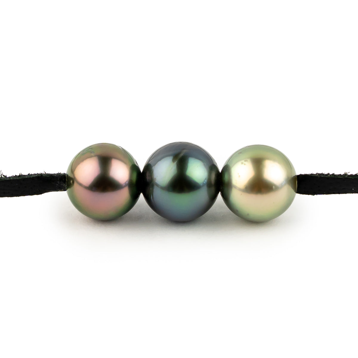 Flashy Indigo Pink 9.6-10mm Triple Eimeo Mana Necklace