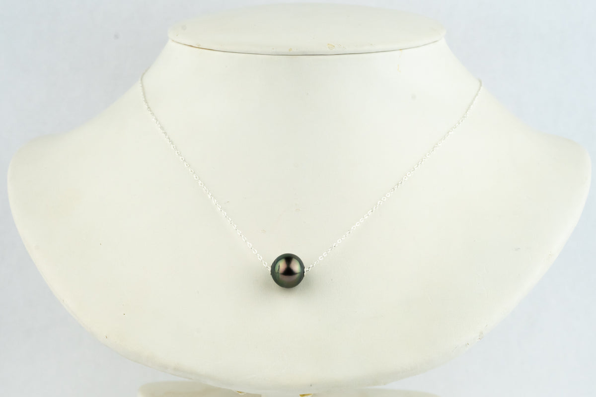 Deep Peacock Green 10.4mm Tahitian Pearl Solitaire Necklace on Sterling Silver