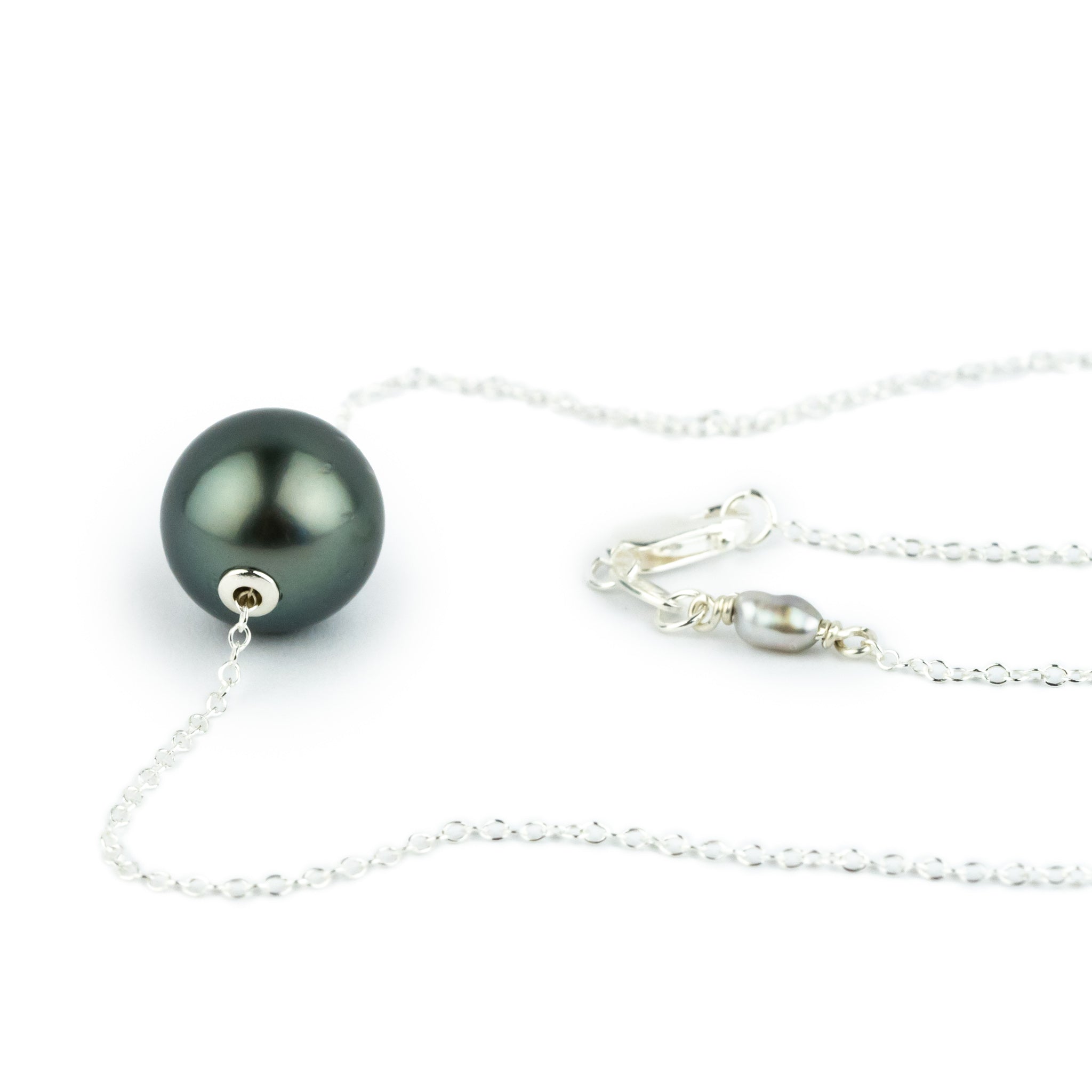 Stormy Blue Green 10.7mm Tahitian Pearl Solitaire Necklace on Sterling Silver