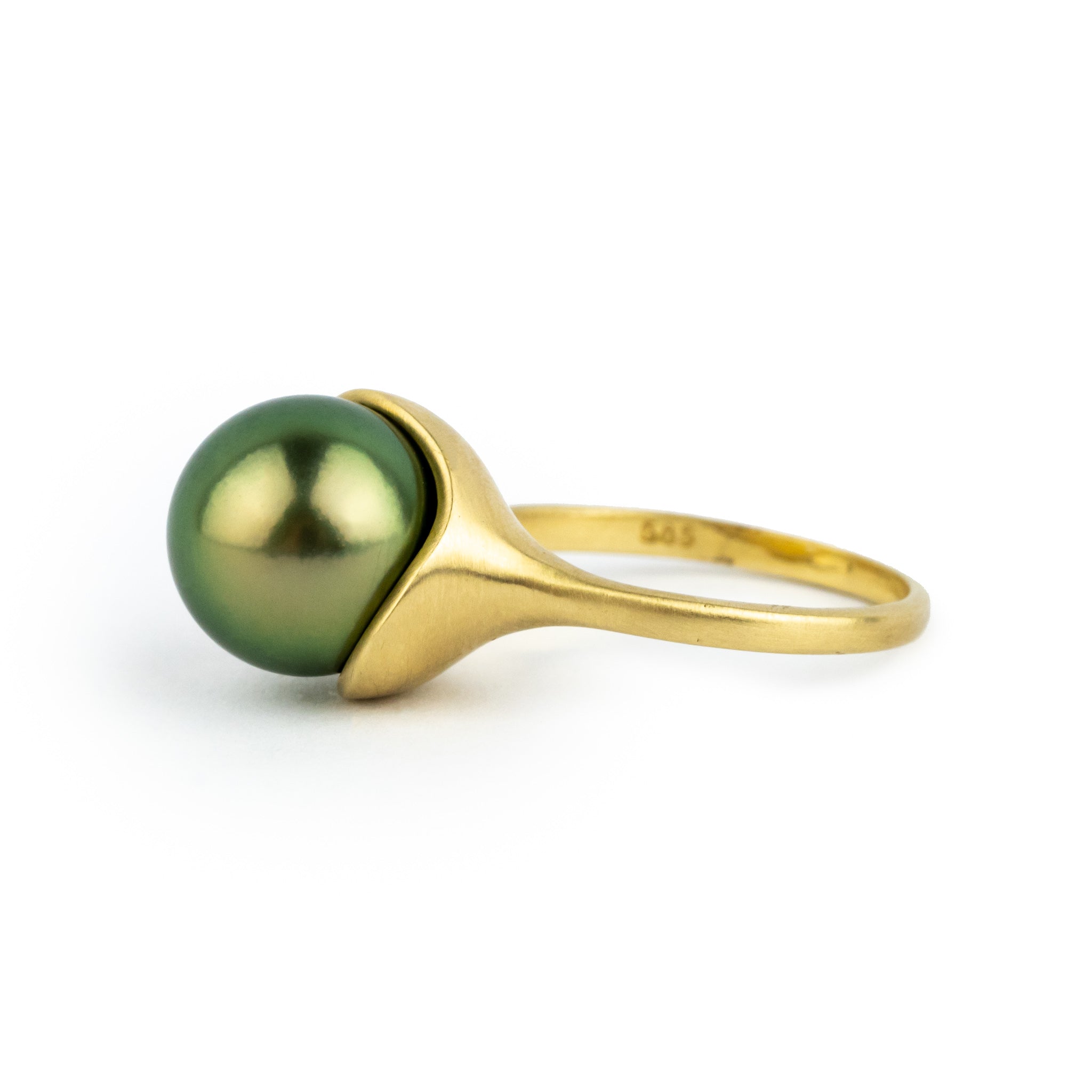 Golden Green Tahitian Pearl Alizé Ring