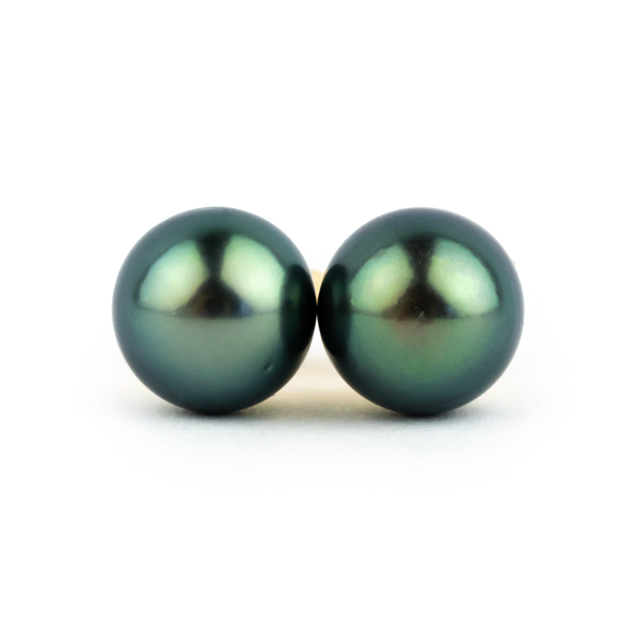 Indigo Green 8.4-9mm Tahitian Pearl Stud Earrings