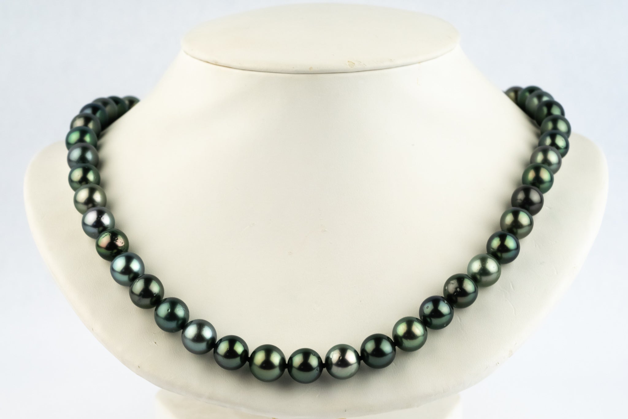 Luminous Blue-Green 9.9-11.4mm Tahitian Pearl Strand