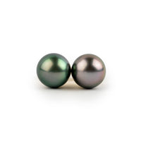 Lagoon Flower 9-9.7mm Tahitian Pearl Stud Earrings