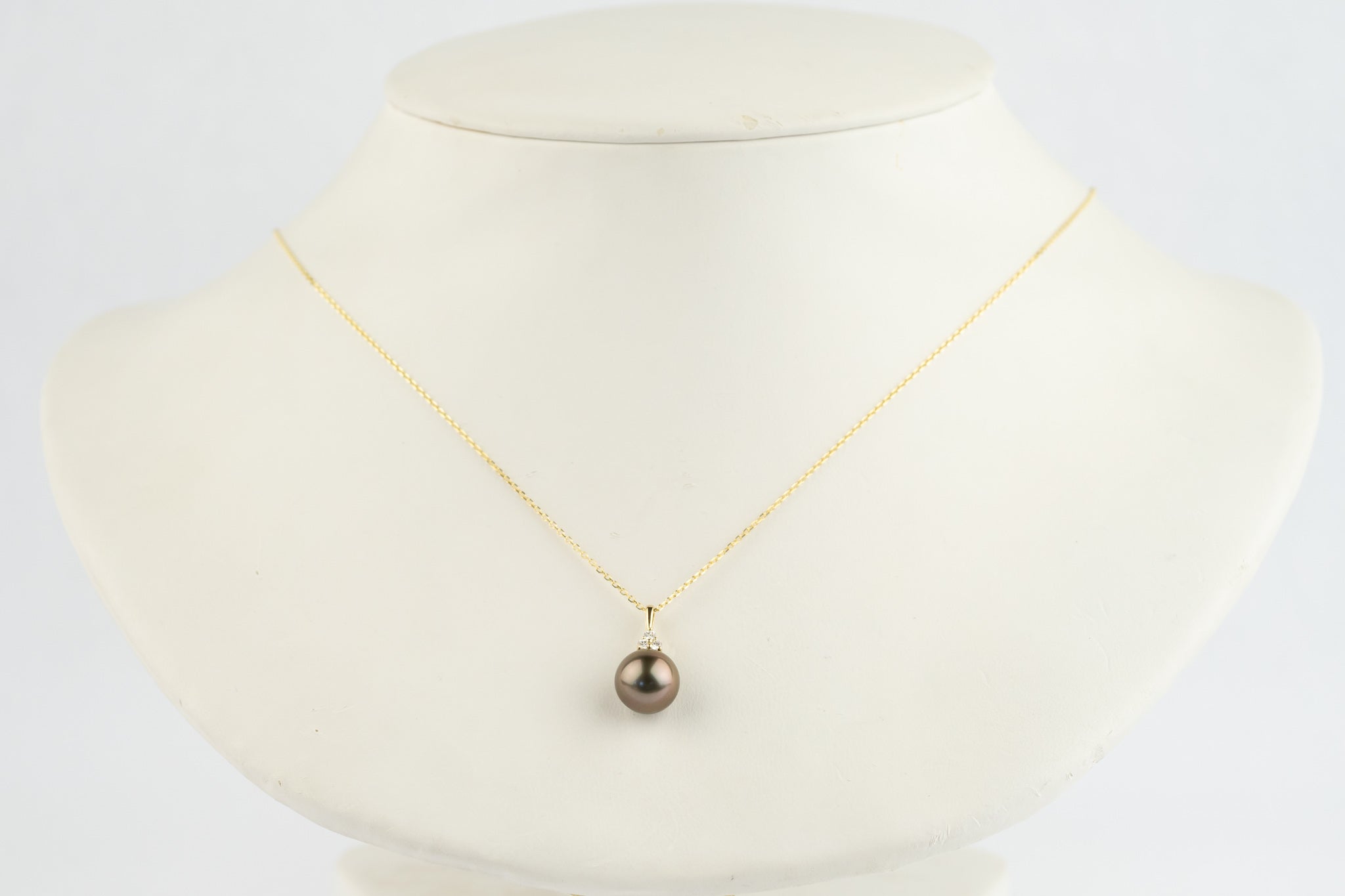 Coppery Aubergine Tahitian Pearl & Diamond Toru Necklace on 14K Yellow Gold
