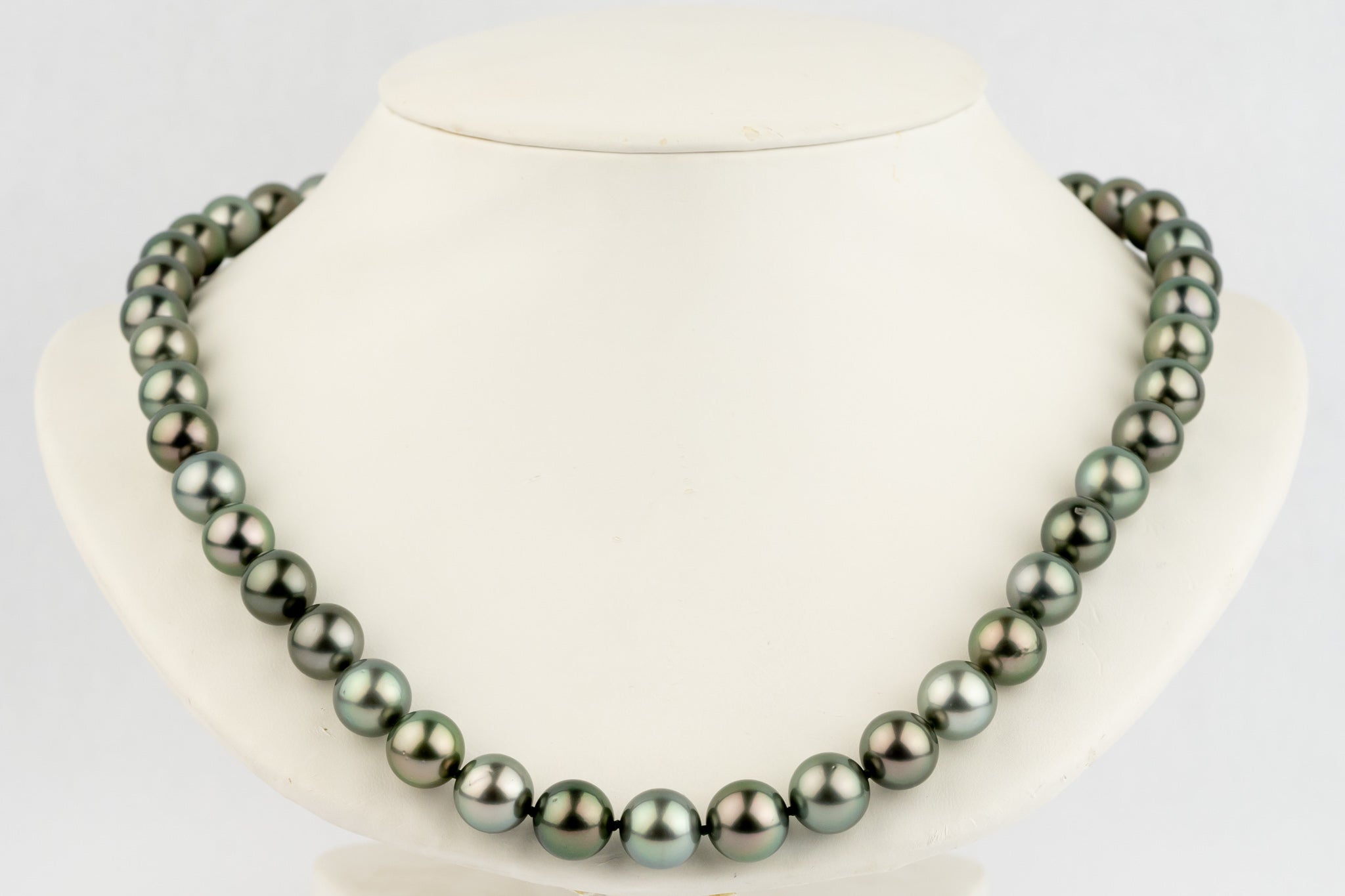 Green Aurora 9.7-11.7mm Tahitian Pearl Strand