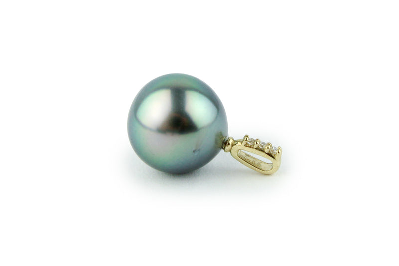 Tahitian Flashy Rainbow Pearl & Diamond Éclat Pendant or Necklace on 14KYG