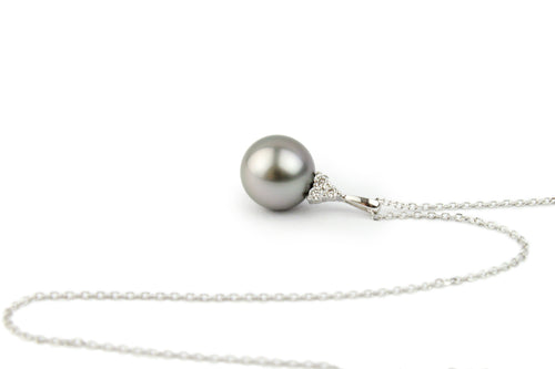 Silvery Pink Tahitian Pearl & Diamond Toru Necklace on 14K White Gold