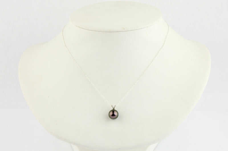 Aubergine Peacock 9mm Tahitian Pearl I'a Necklace on Sterling Silver