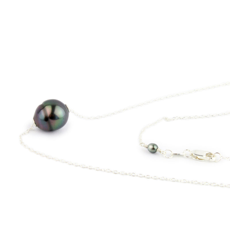 Rainbow Circles 10mm Tahitian Pearl Solitaire Necklace on Sterling Silver