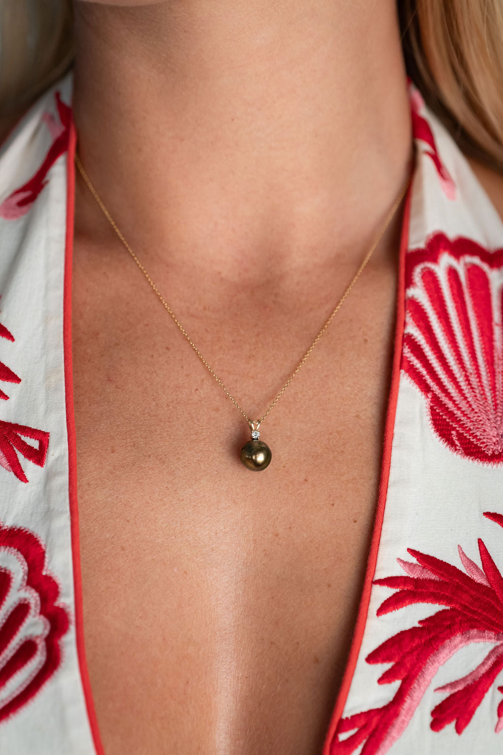 Tahitian Pearl & Diamond Deep Purple Étoile Necklace on 10K Yellow Gold