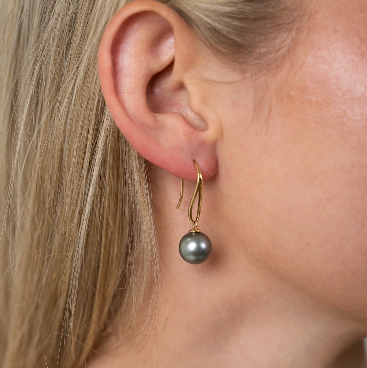 Lavender Green 11.3mm Teardrop Hook Dangles on 14K Rose Gold