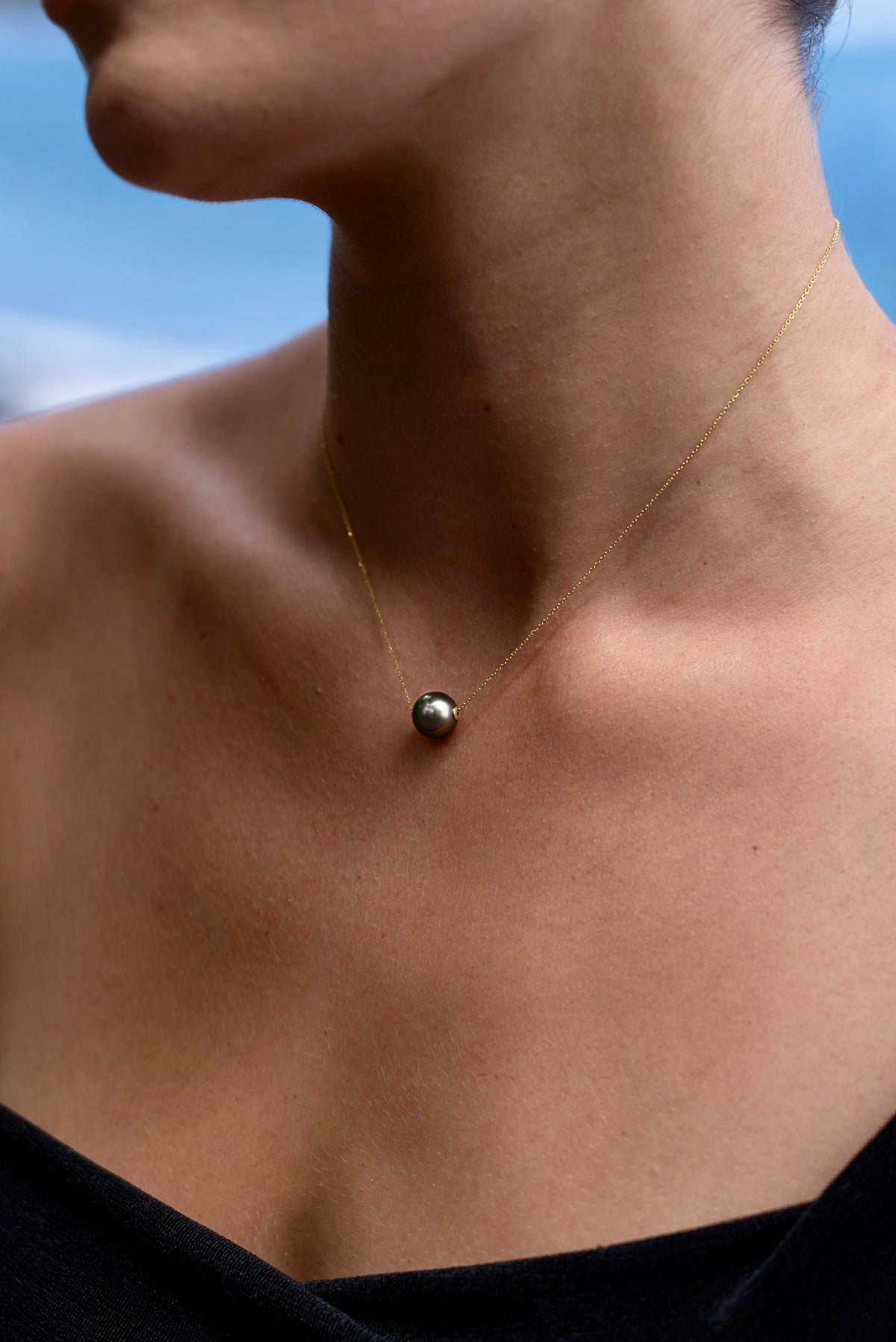 Dark Indigo 9.8mm Tahitian Pearl Solitaire Necklace on Sterling Silver