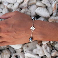 Aqua Tiaré Tahitian Pearl Tin Cup Bracelet on Sterling Silver