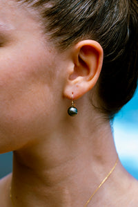 Iridescent Lavender Tahitian Pearl Dangle Earrings on 14K White Gold