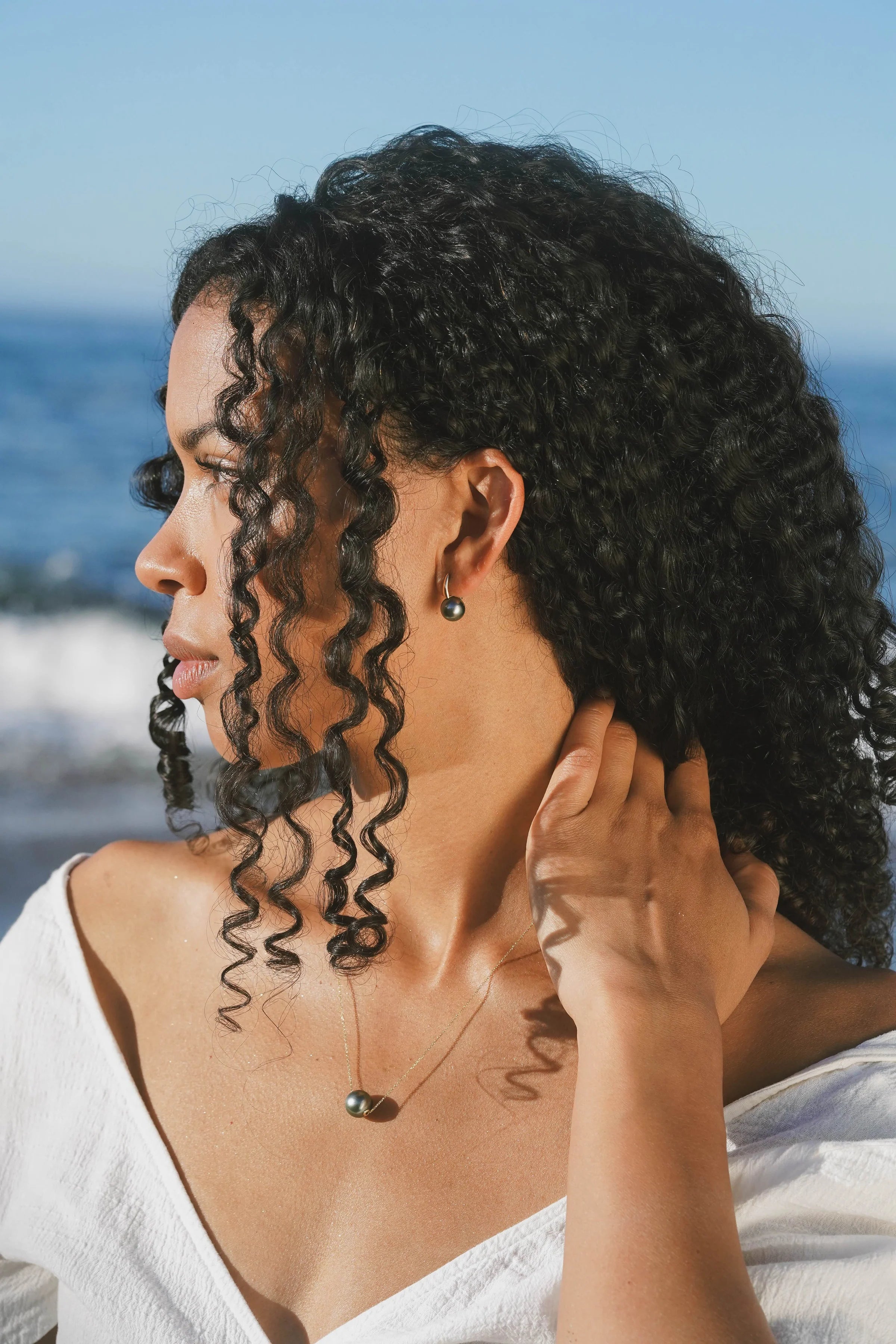 Chromatic Twilight 9.2mm Tahitian Pearl Solitaire Necklace on 14K Yellow Gold