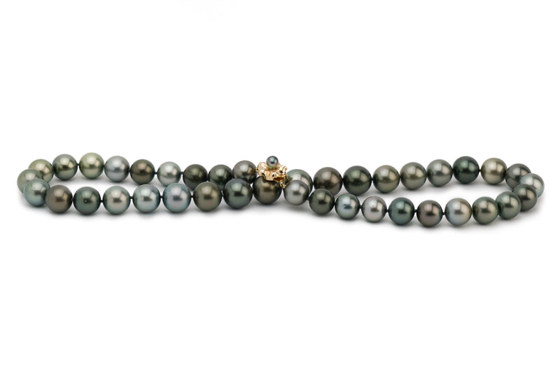 11 to 13.5mm Tahitian pearl round necklace