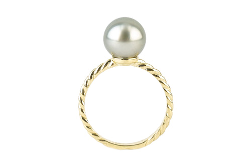 Light silver gray Tahitian pearl ring on 14k gold rope