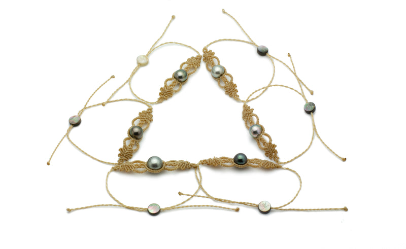 Tahitian pearl macrame adjustable bracelet