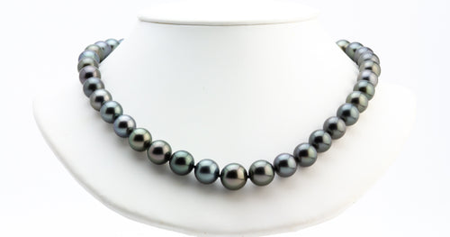 Kamala Harris Black Tahitian Pearl 11-13mm necklace 
